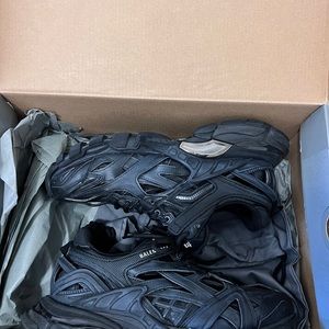 Balenciaga Track 2 sneaker black EU 39